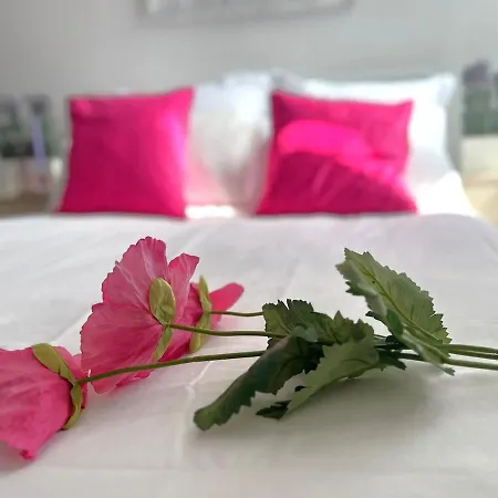 Апартаменты Lilacs And Lemonade